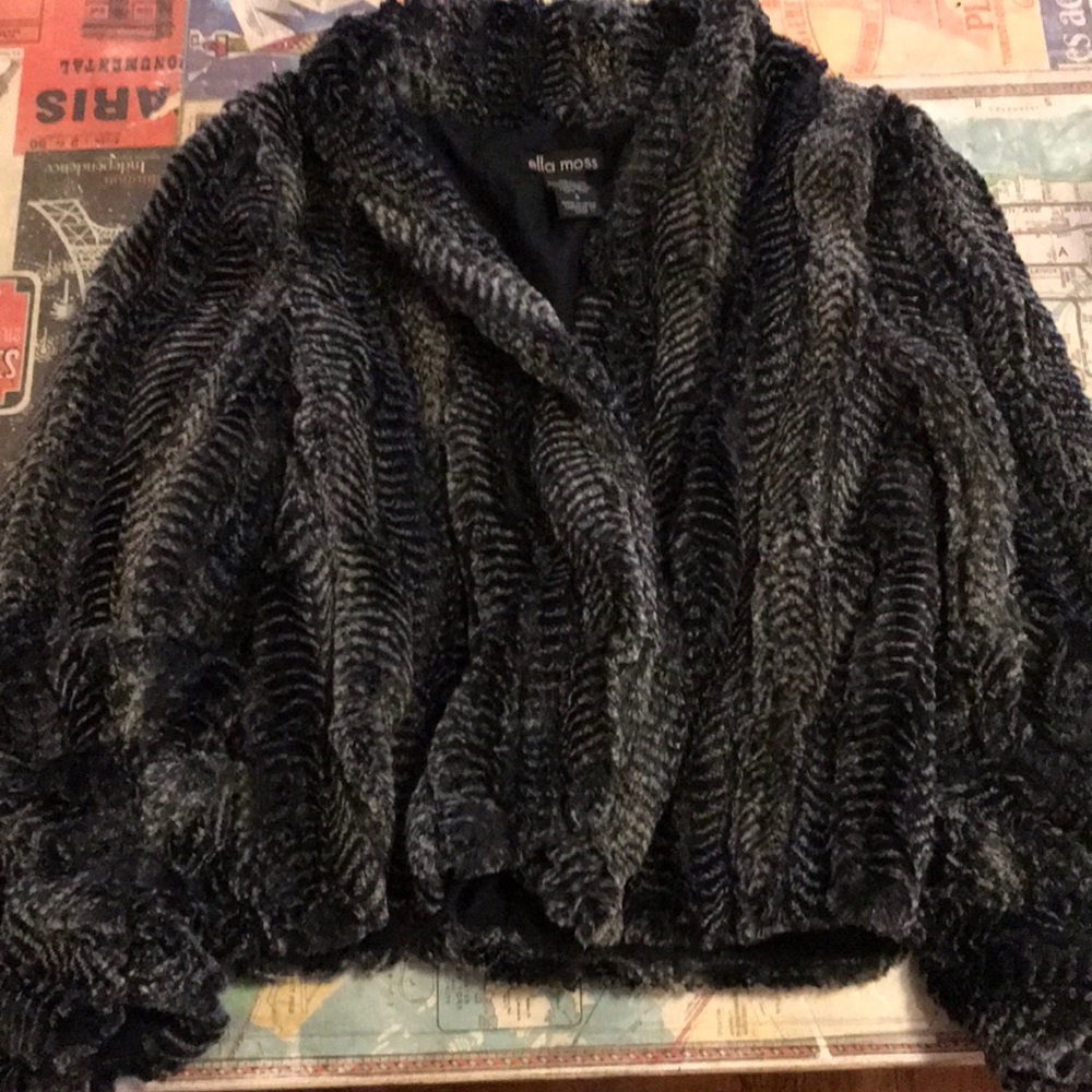 SUPER SOFT faux fur coat